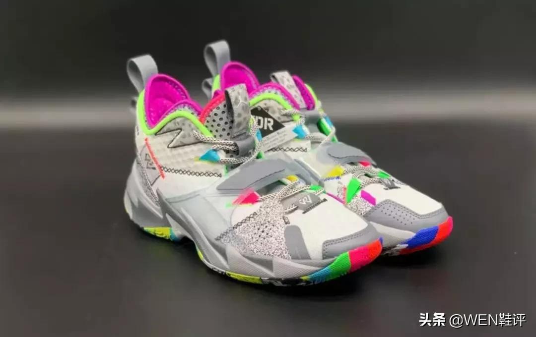 扁平足鞋子不好看怎么办,1岁半宝宝扁平足适合穿什么鞋