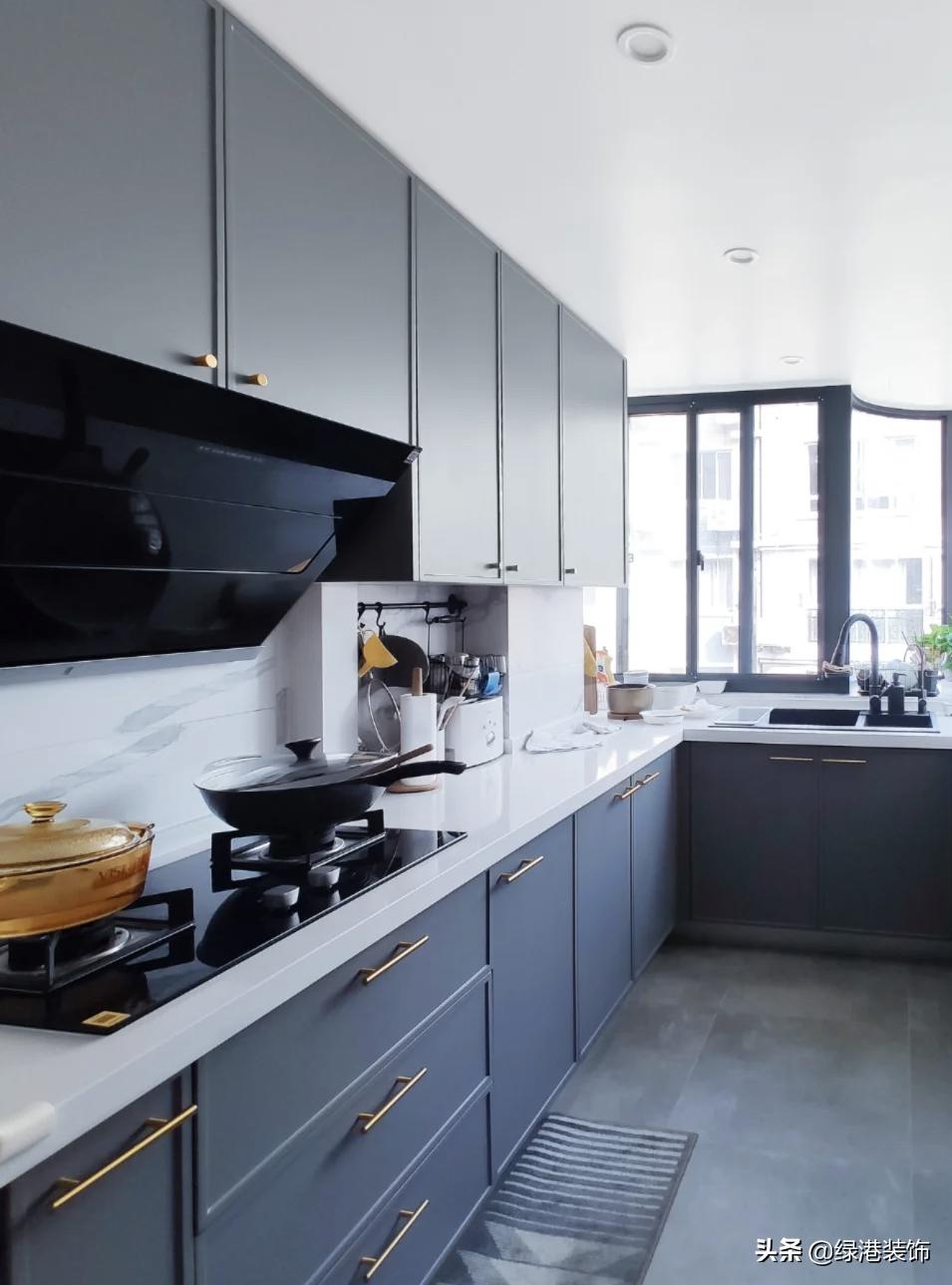 沈阳实木橱柜定制装修案例,沈阳装修设计公司推荐