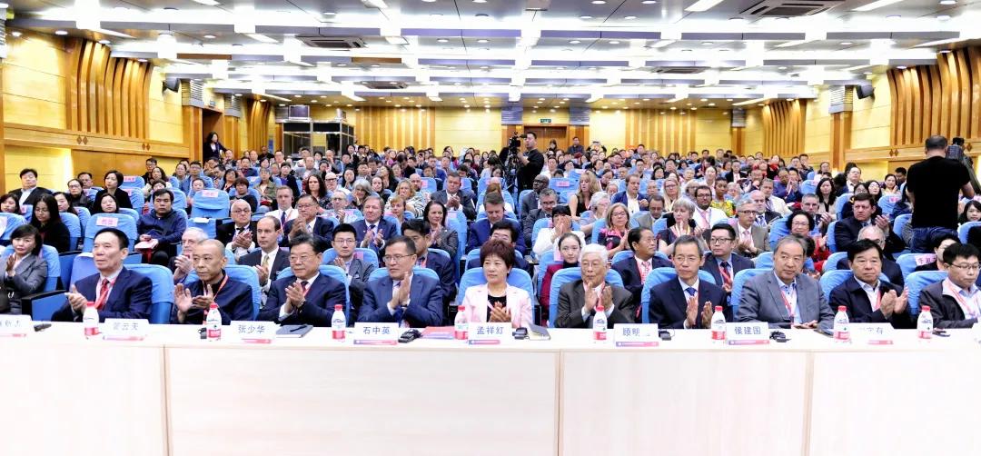 石家庄日报读书传递力量,石家庄教育改革试验区