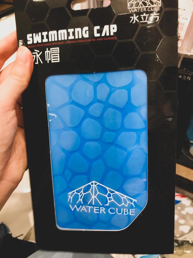 儿童游泳要泳帽吗,宝宝游泳用戴泳帽吗