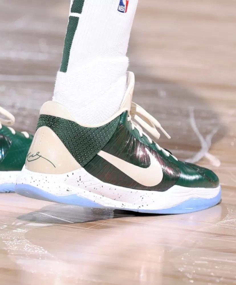 nba球员上脚科比球鞋系列,nba球星鞋王塔克在哪支球队