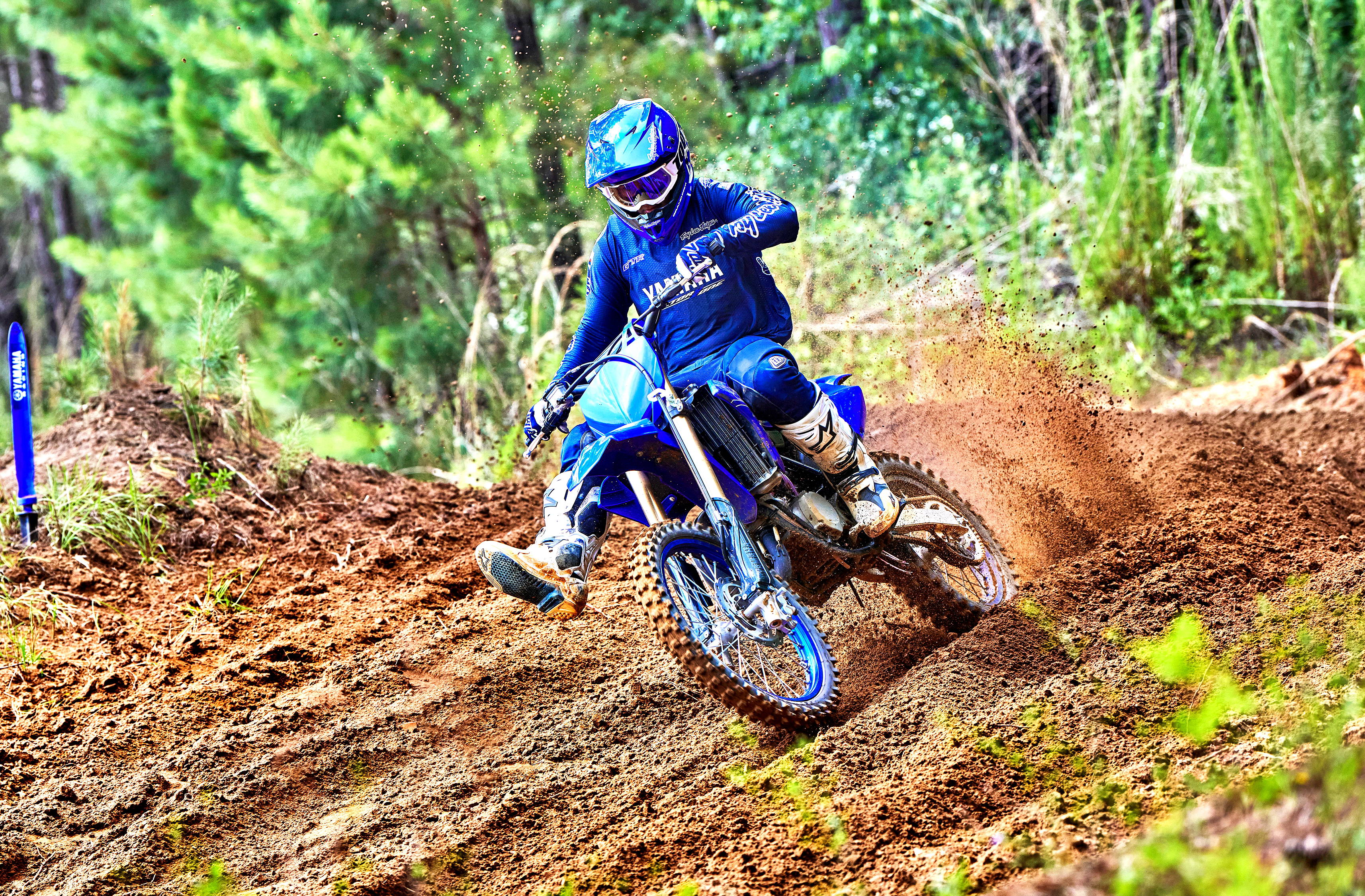 完全颠覆了我对漂移的认识,颠覆了我对比亚迪汽车的认知