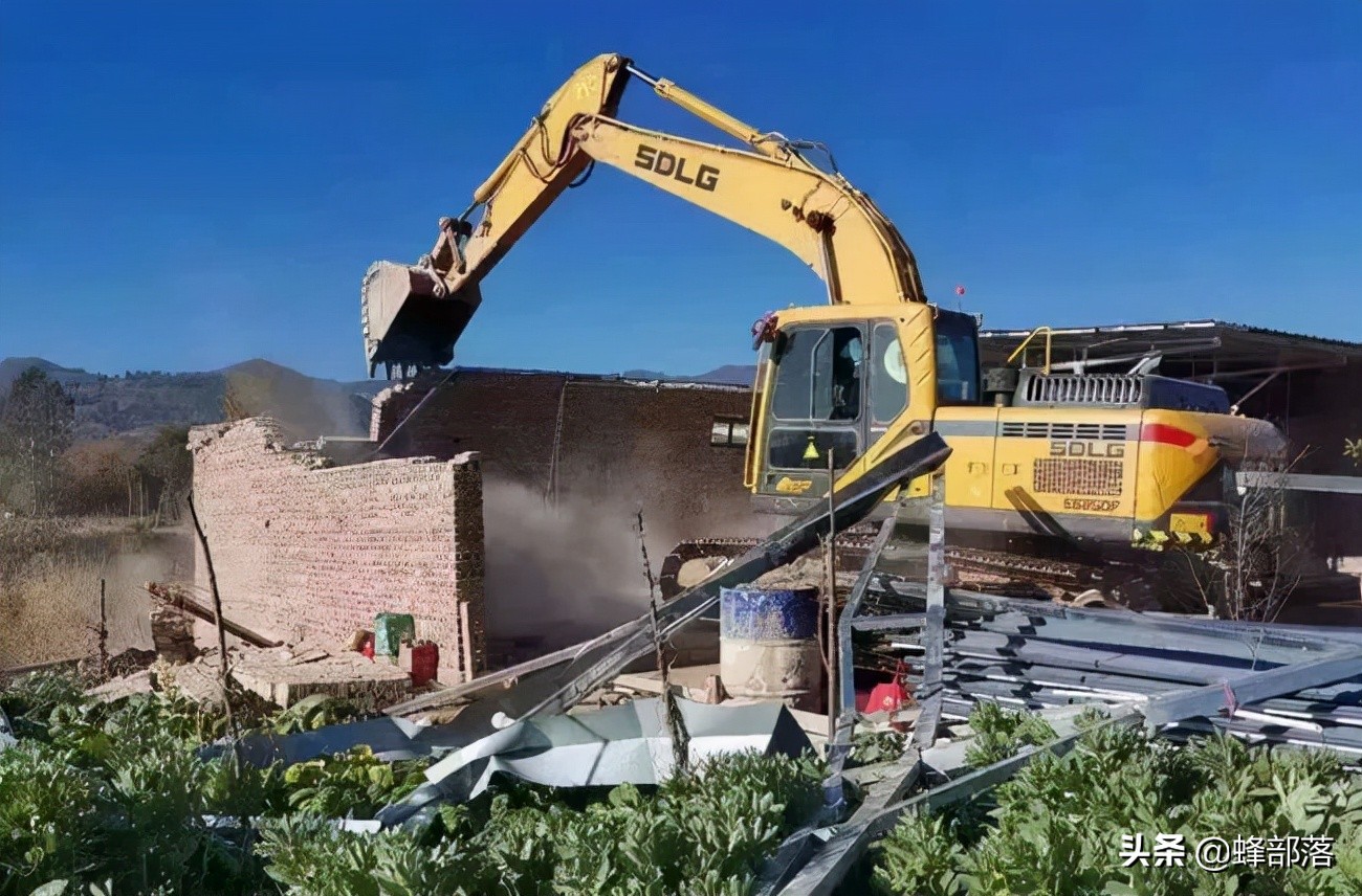 占用耕地建房的如何处理？分3种情况处置，新规下不止拆那么简单