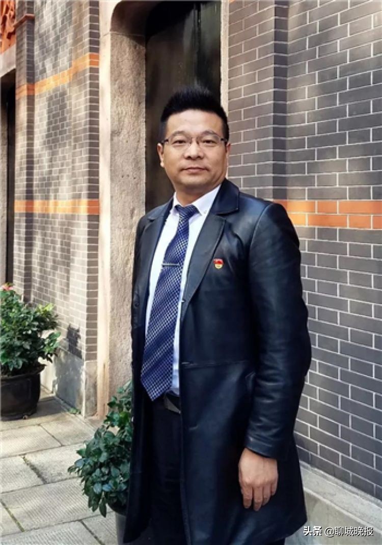 一生一个祖国完整版,《一生一个祖国》歌曲串词