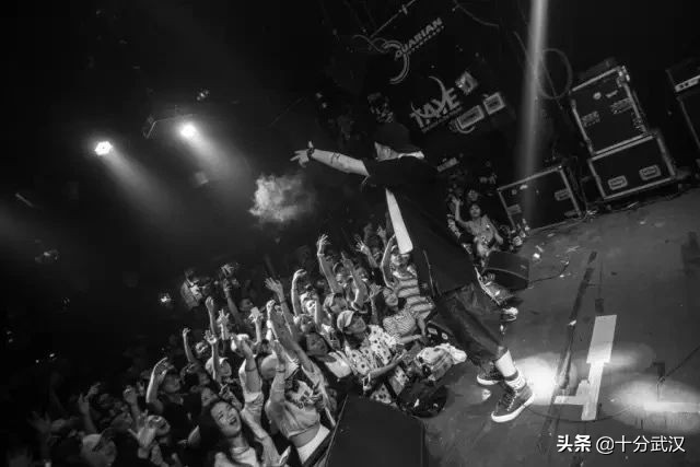 武汉十大演艺酒吧排行,武汉有名酒吧