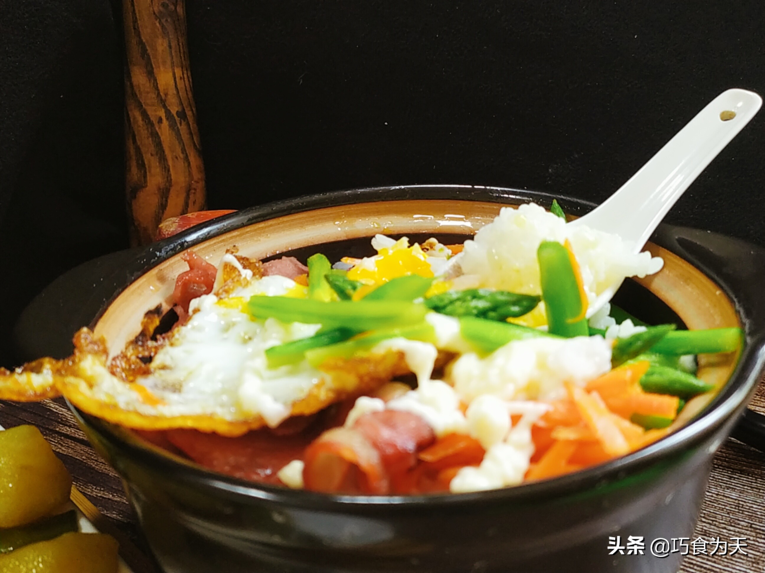 用砂锅焖饭怎么焖,十八分钟砂锅焖饭不糊底