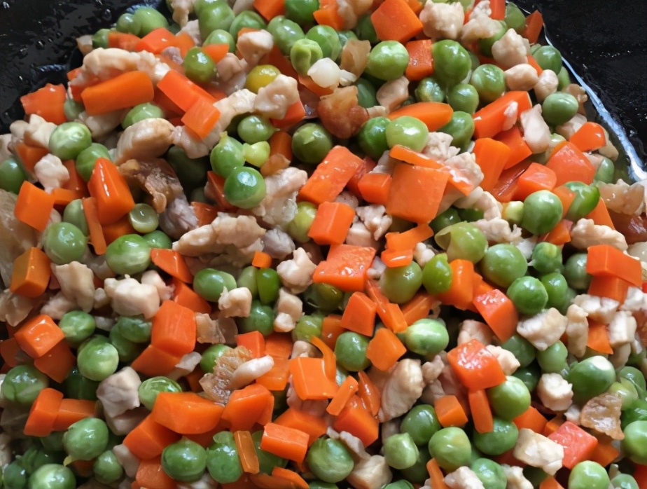 青豌豆焯水后不皱皮的方法,炒青豌豆