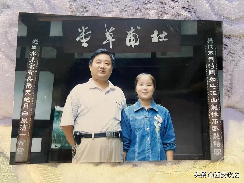 追忆英雄人物事迹,追忆英雄人物视频