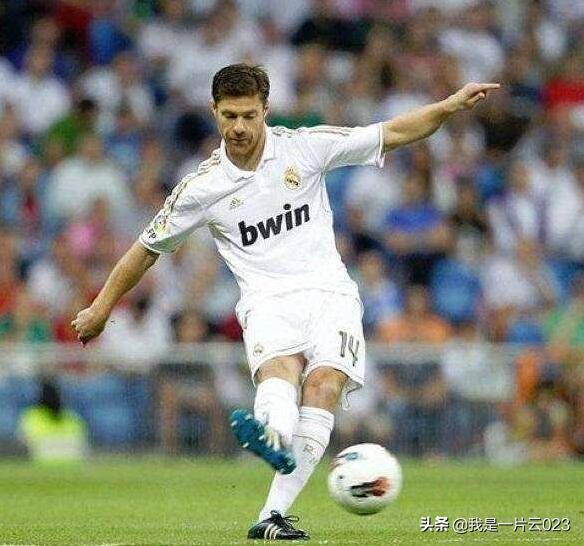 欧冠历年最佳中场,20年欧冠足球最佳比赛