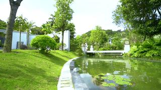 福建泉州聚龙小镇温泉公园：岩脉温泉中药花瓣池亲子戏水区