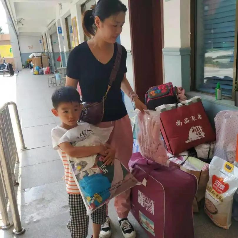 微光汇聚 终成灿阳—郑州市中原区汝河新区小学积极助力灾后重建