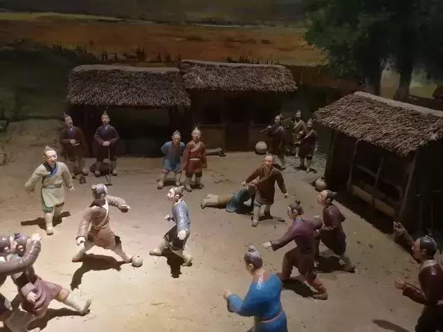 这位不杀功臣的仁君，将王国推向了分裂，还让子孙变成了丧家之犬