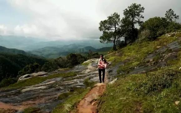 2015年9月9我上了剑川石宝山金顶寺