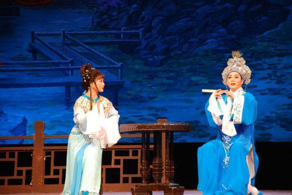 对仗工整的5副戏台对联，构思精妙，才情无边