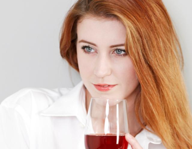 “大姨妈”来探望你，建议别做这5件事，看看你了解多少