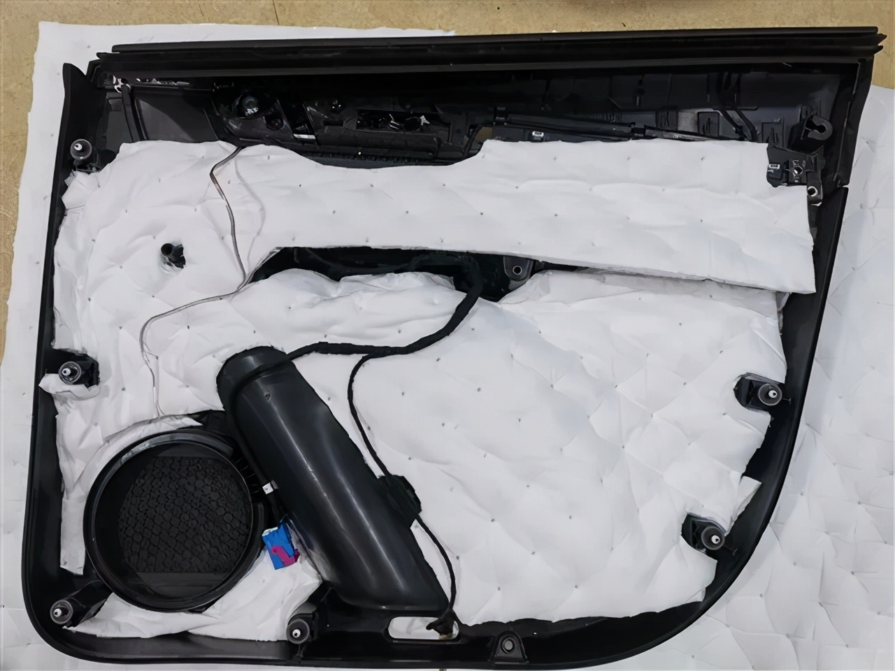 夏朗音响改装最佳效果图,大众夏朗改风光