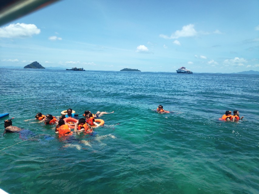 普吉岛适合浮潜的海滩,普吉岛大堡礁