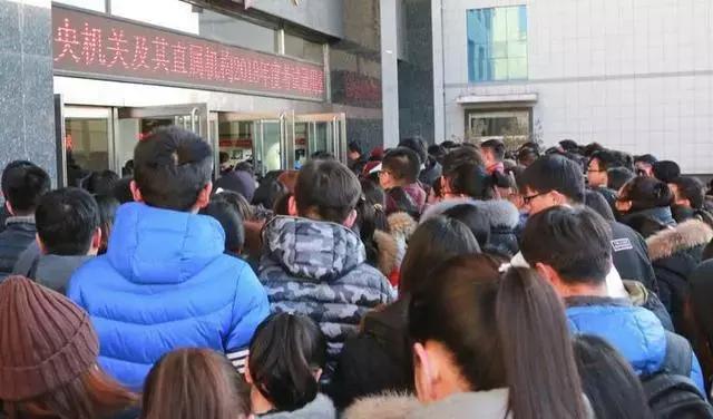 现在云南公务员好考吗,在云南考公务员有什么条件