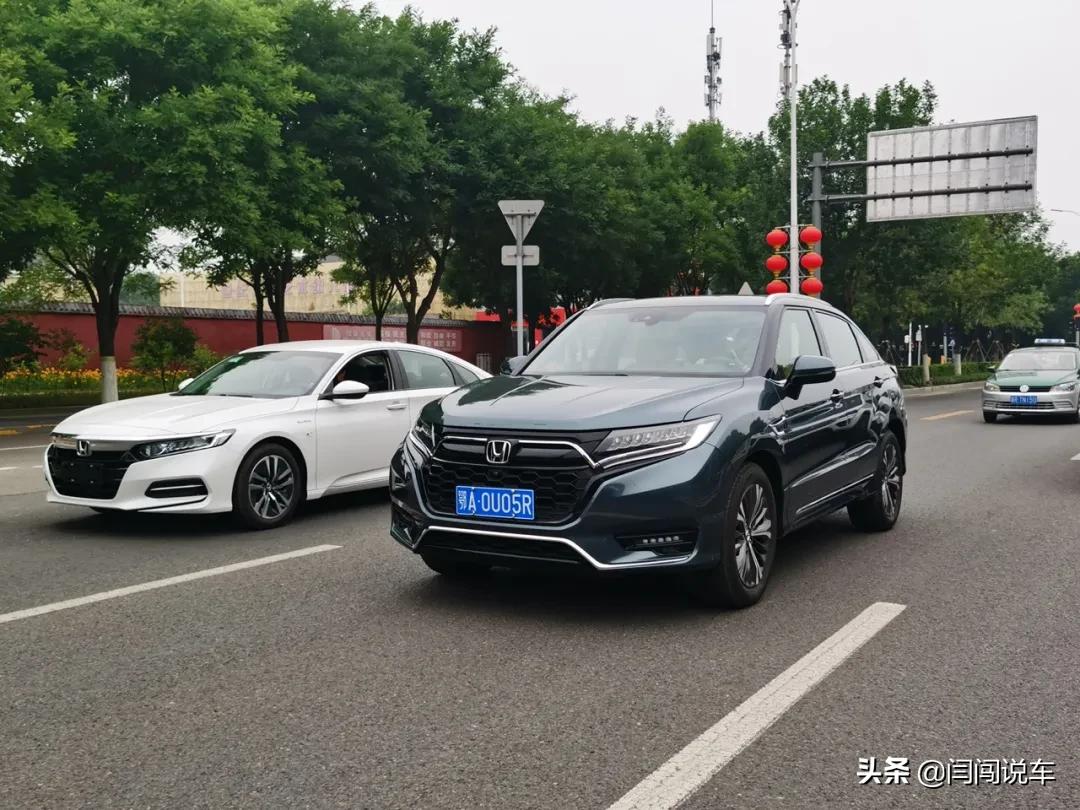 本田ur-v选择哪款更合适,本田urv驾驶空间比crv大