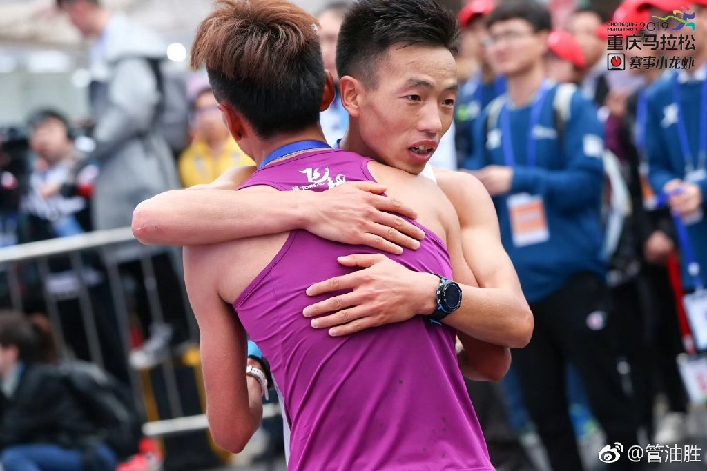 从陪跑到全国冠军的贵州小伙：被退役，遭伤病，越挫越勇