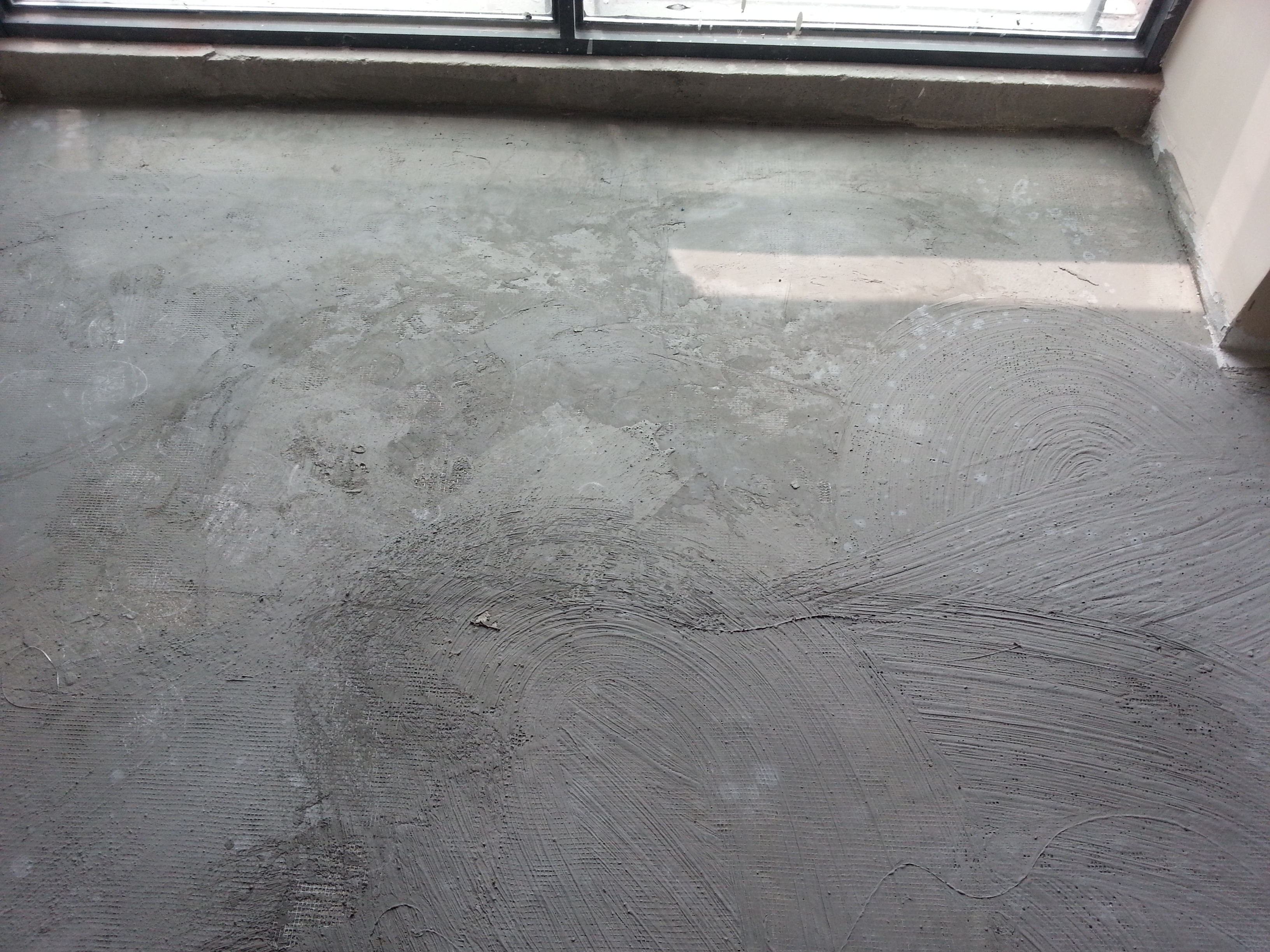 自流平找平厚度2公分价格,高强度水泥自流平找平厚度