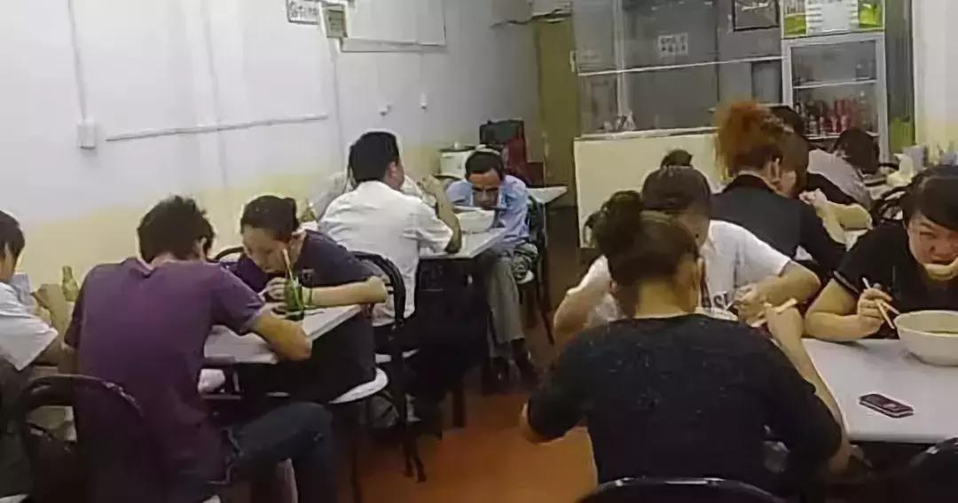 想开一家小型餐馆怎么做,想开一家餐厅怎么开店