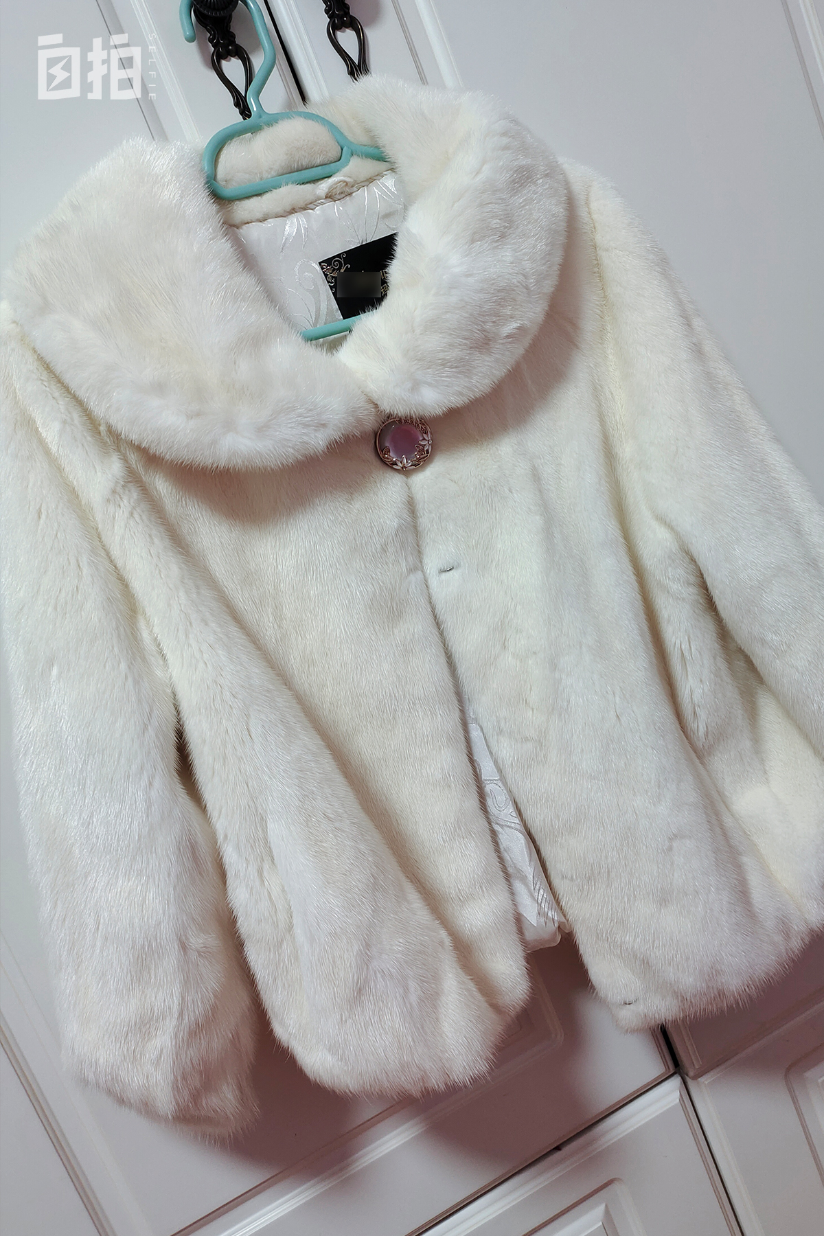 我15岁当模特，八十年代月薪过万，曾因吸毒自杀，现在帮人戒毒