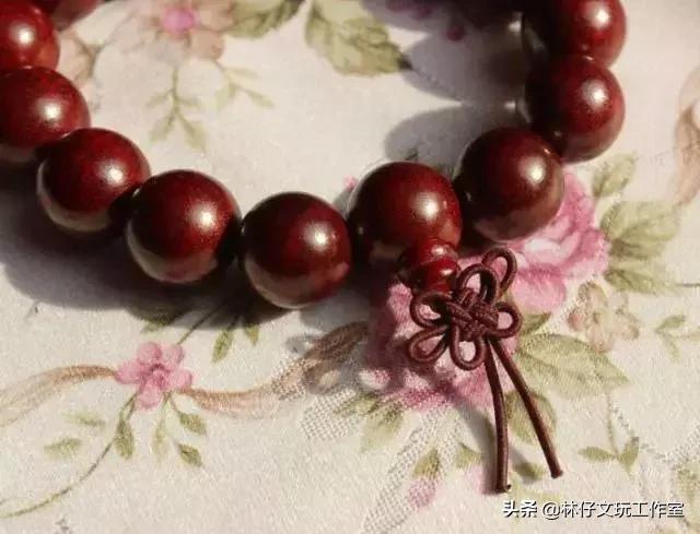 佛珠手串中间绳结打法,小佛珠手串怎么穿绳打结
