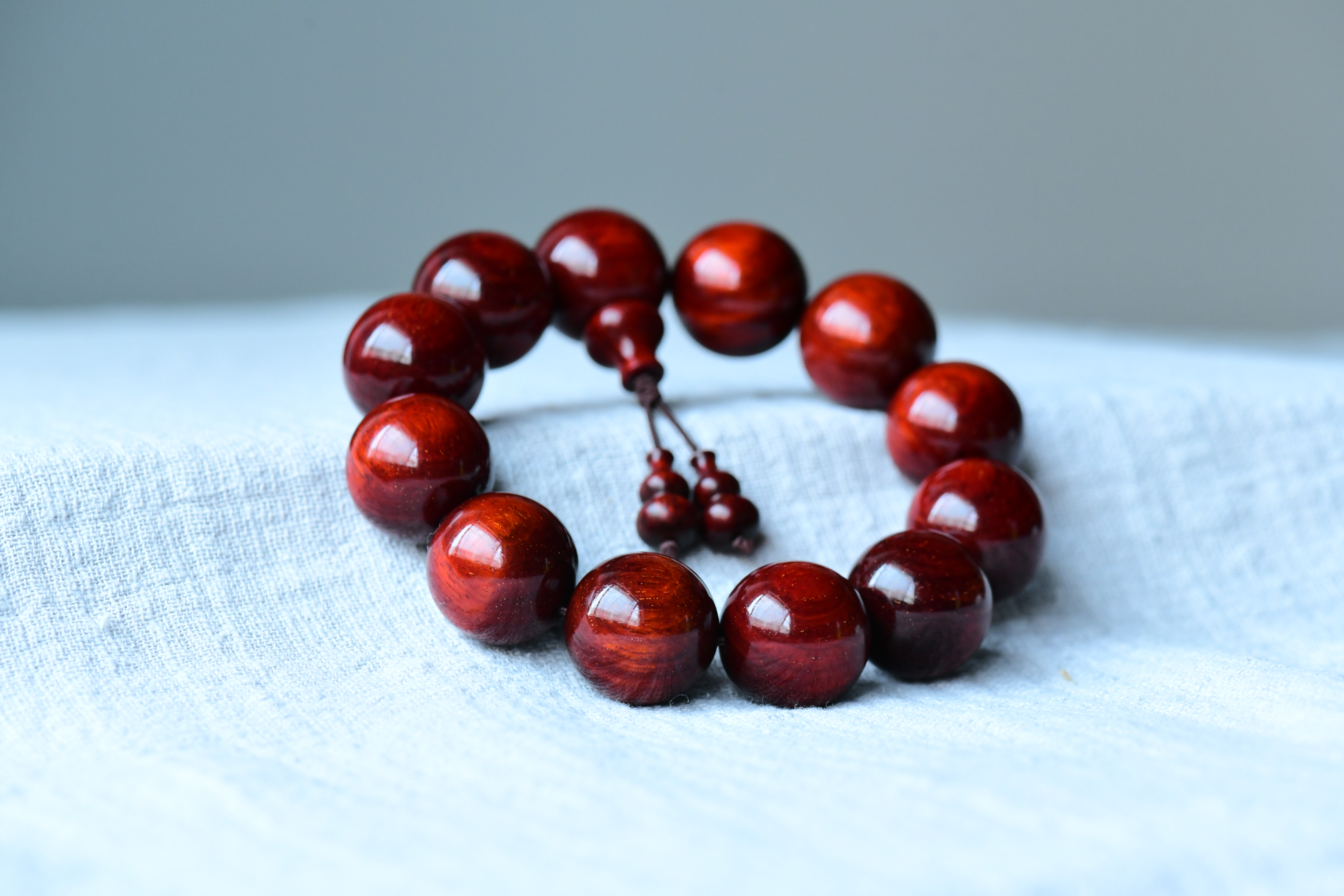 小叶紫檀最全的18个鉴别方法,小叶紫檀的最好的鉴别方法