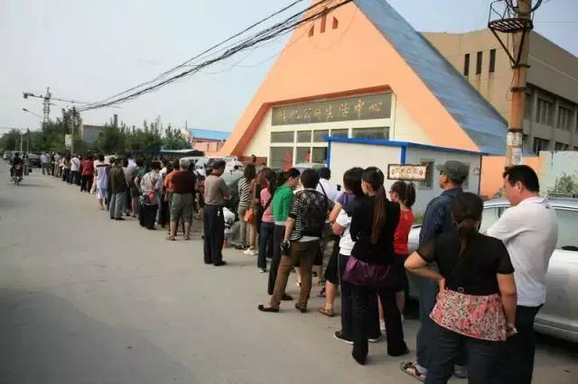 这个被山东人说“好吃爆了”的月饼，竟然是油田机械厂做的