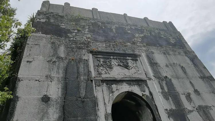 黔南第一山在什么地方,黔南第一山在哪里