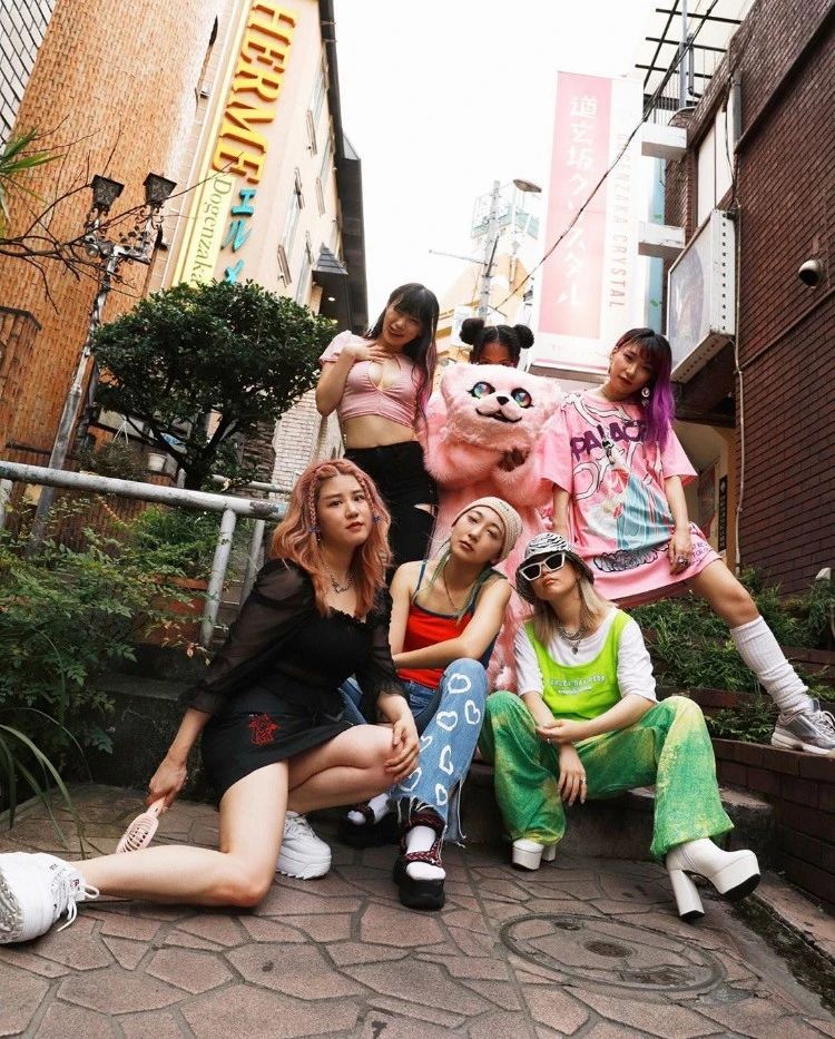 亚洲街头穿衣搭配,日韩潮流穿搭精选