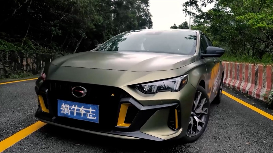 10万左右新车轿车推荐,20万左右买这3台轿车实用又有面子