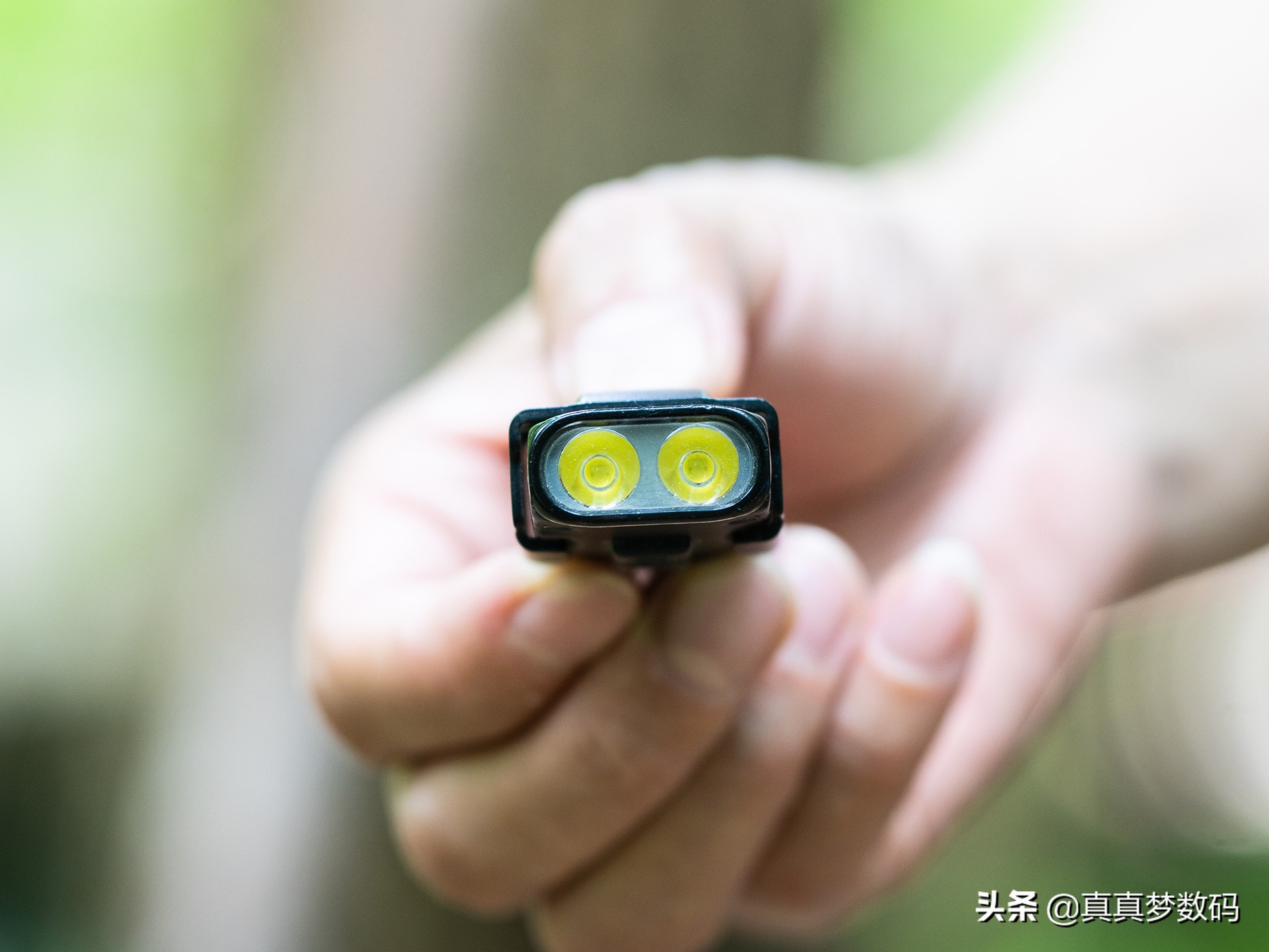 强光手电筒应该如何选择,强光手电筒怎样选