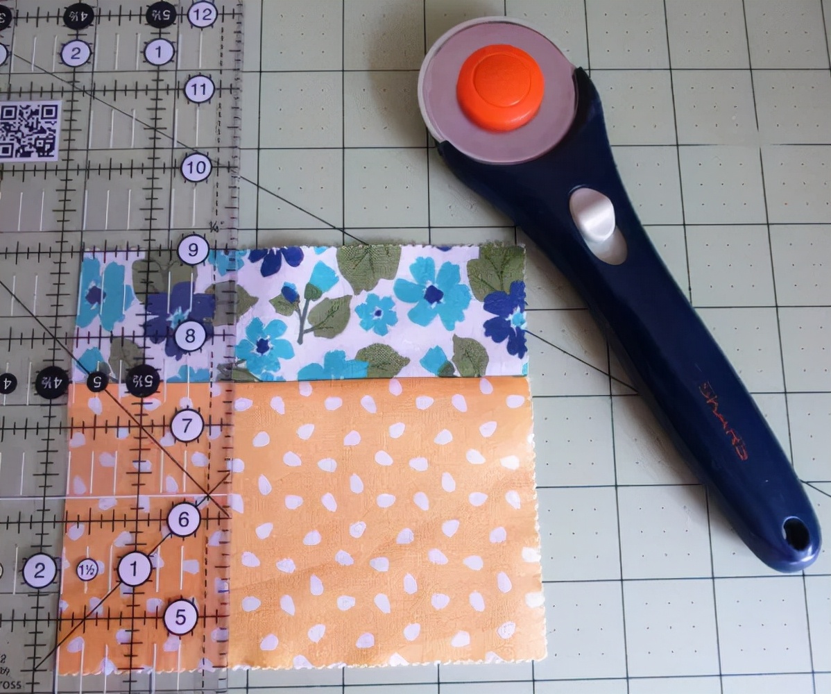 最简单的拼布被的方法,如何用碎布做成成品布