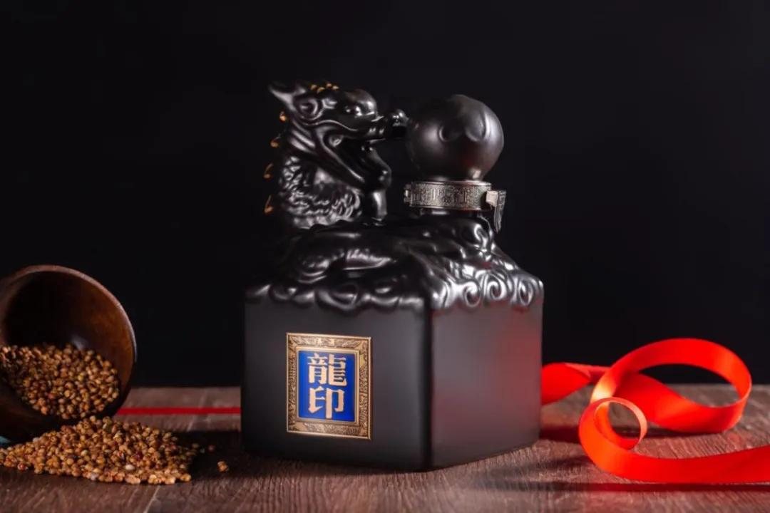 待到金榜题名时共饮美酒,庆功酒大明风华