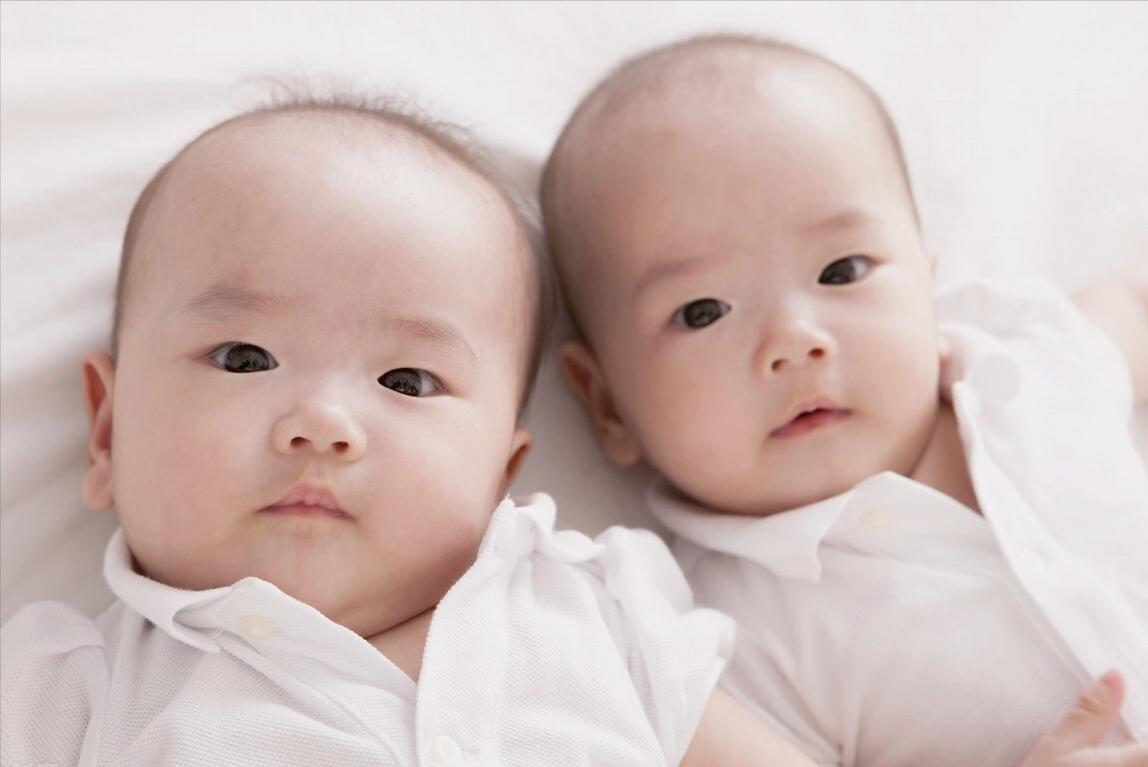 宝宝红屁屁不是纸尿裤的错,宝宝红屁屁是因为尿不湿过敏么