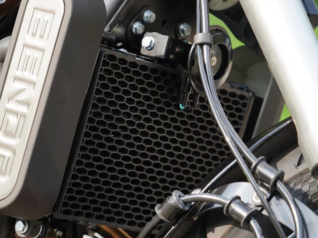 奔达原驰兽400二手价格8000公里,奔达原驰兽400和fun2的区别