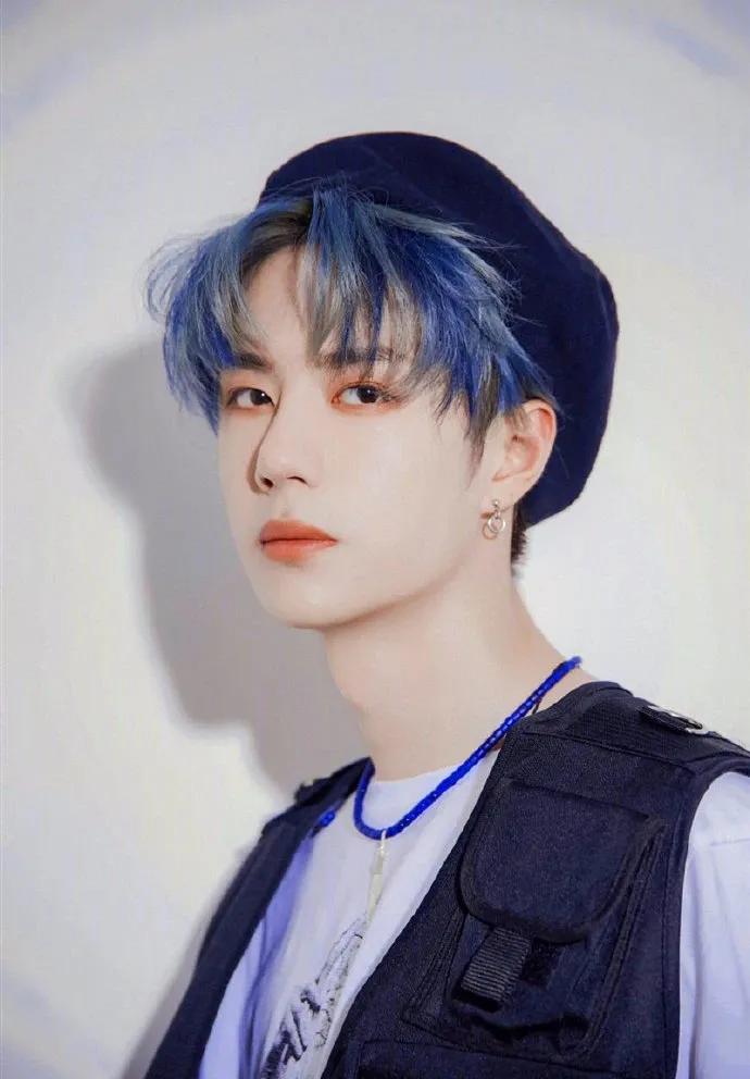 买王一博同款的店铺平价,买王一博同款博主