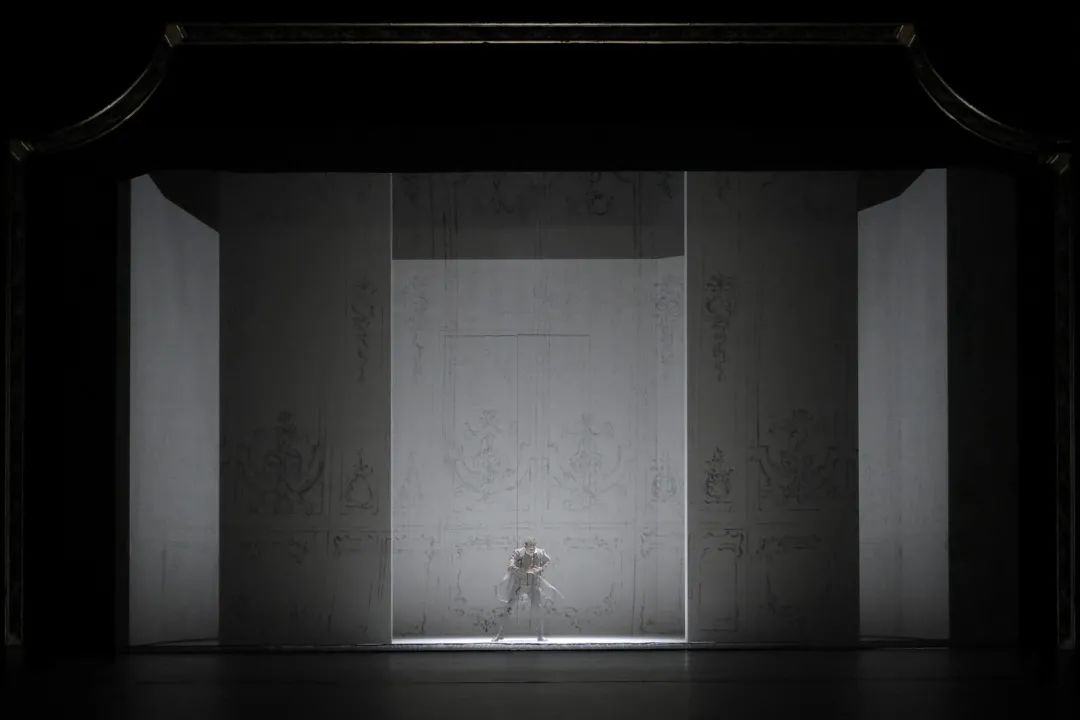 SebastianHannak/震撼心灵的舞台空间美学