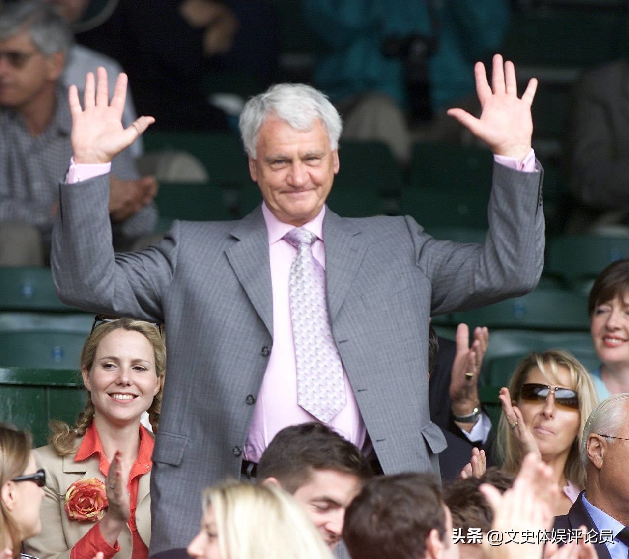 足坛评价博阿滕被晃倒阴影,上港足球教练博阿斯评价