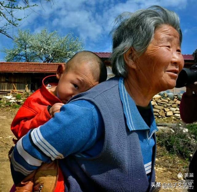 集结号里诗画情——妇女节专刊
