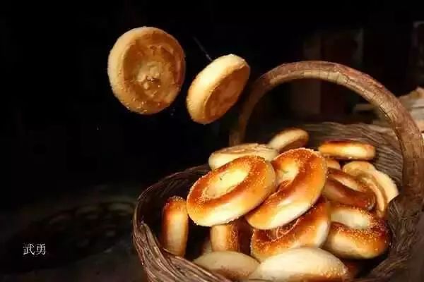 馕的种类,你吃过或见过的馕的种类