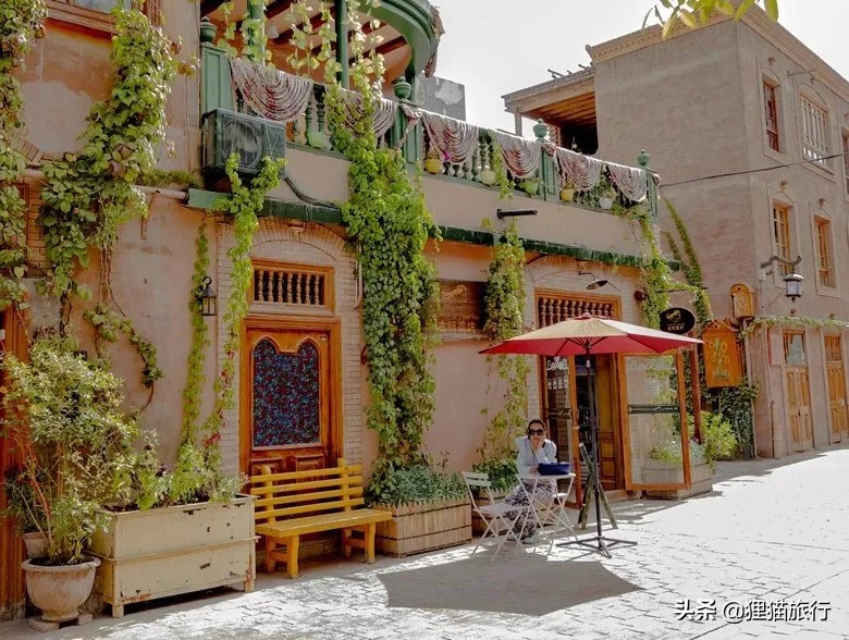 喀什噶尔古城开城仪式,喀什噶尔古城和喀什古城