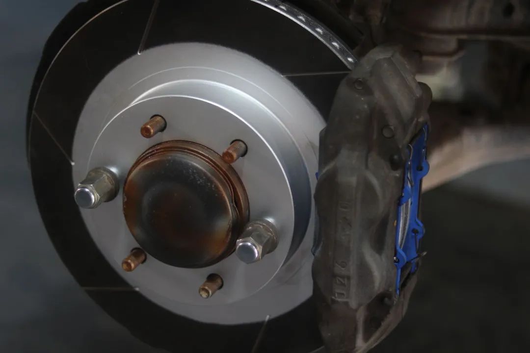 普拉多lc120整备翻新多少钱,普拉多120原厂翻新整备全过程