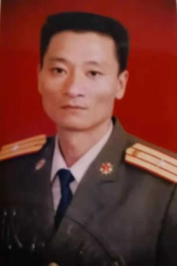 军营到警营初心未变,从军营到警营不变的赤胆忠诚