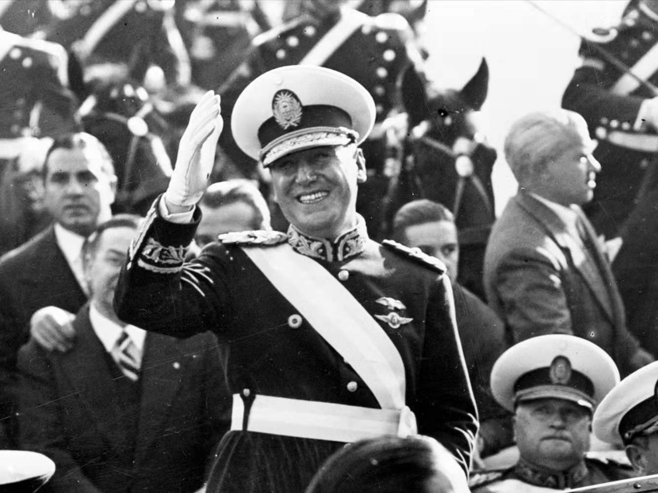 马拉多纳个人英雄,马拉多纳人物解说