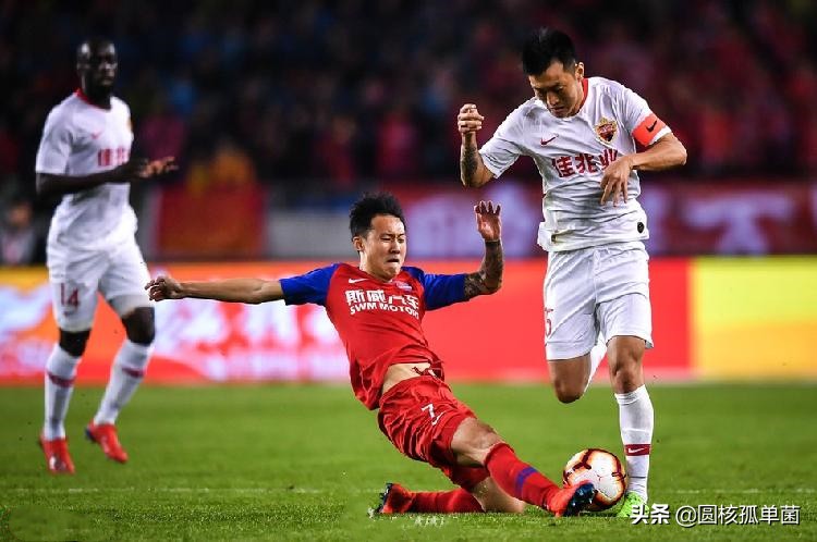 冯劲为什么能踢中超,u23冯劲现状