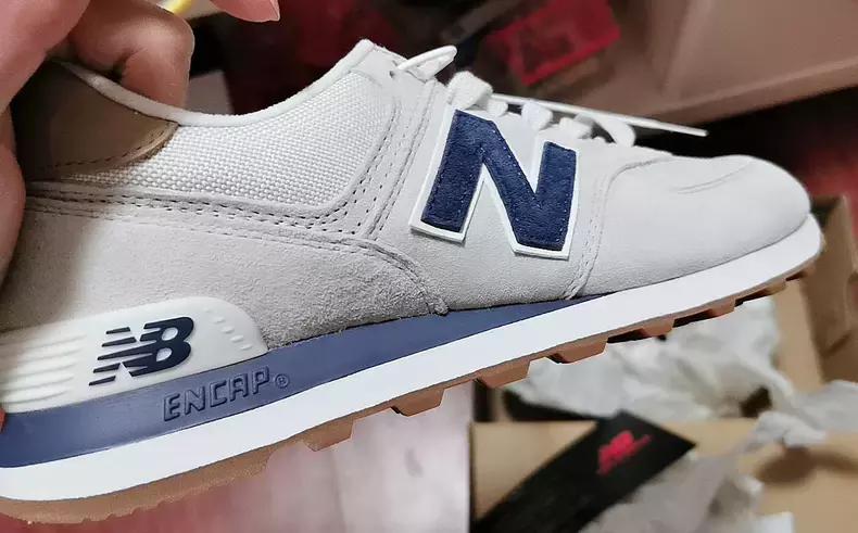 574新百伦经典款蓝色,最新款的新百伦574