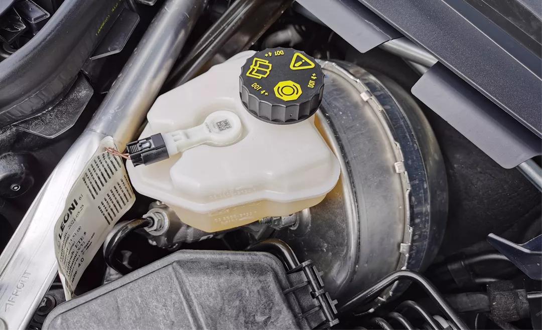 全新奔驰c级深度试驾,德国奔驰c级试驾第一视角